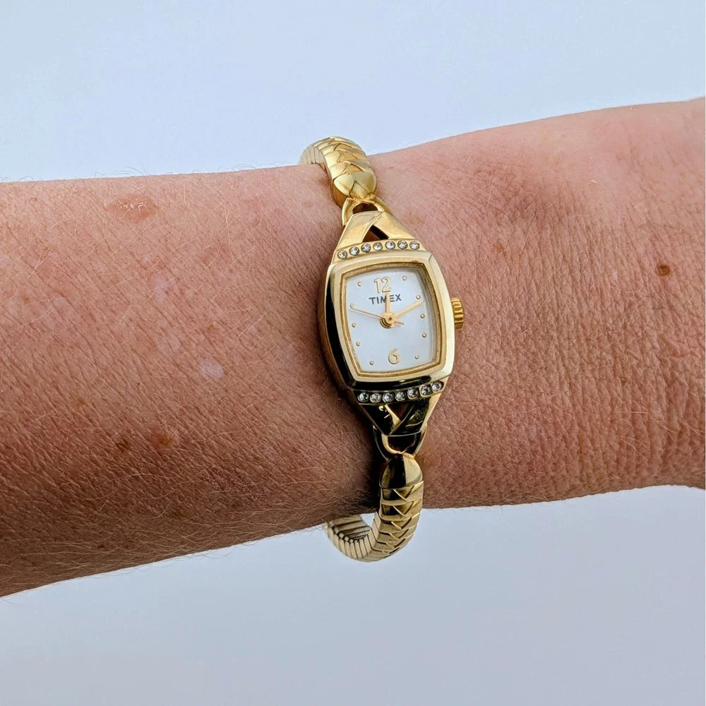 Timex Women's Gold Tone Crystal Accent Expansion Bracelet Watch 17mm 6.25